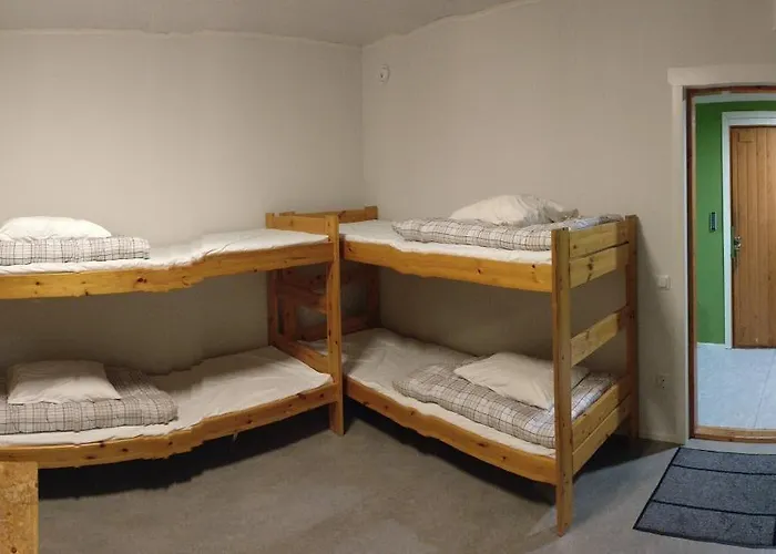 Partiotalon Retkeilymaja - Scouts بيت شباب *